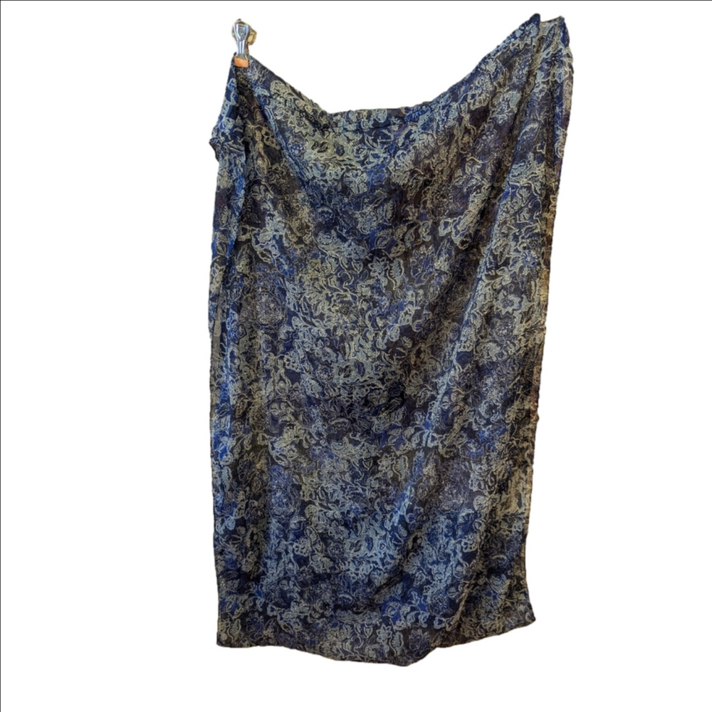 💙 Infinity Scarf blue grey paisley 23" x 3 ft no tags ?polyester, soft circular